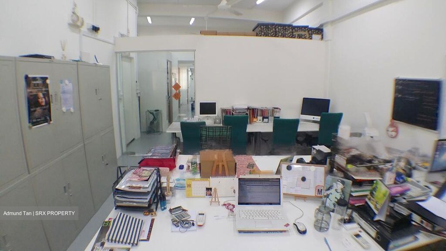 Lorong 23 Geylang (D14), Office #478533701